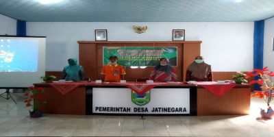 Sosialisasi Administrasi Kader Posyandu Desa Jatinegara